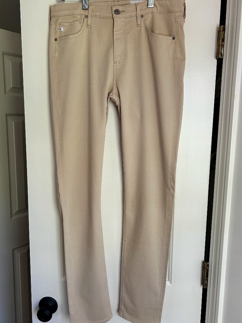 AG Jeans Ivory, Straight Leg, 30w-30l